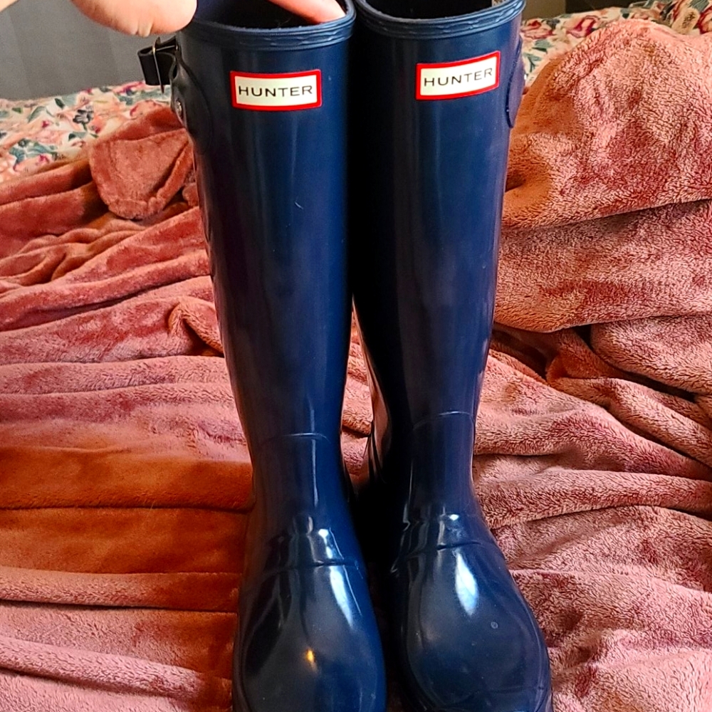 Navy Blue Hunter Rain Boots